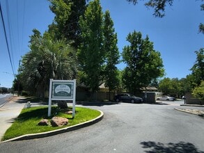 Building Photo - 2827 Monument Blvd