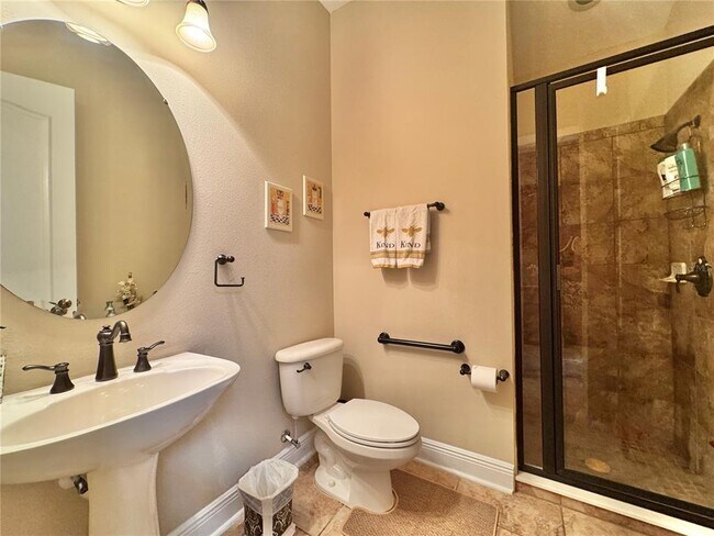 Building Photo - 3604 Simonton Pl