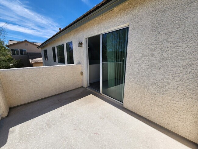 Building Photo - In the Heart of Green Valley Ranch