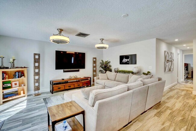 Building Photo - Coastal Escape: Off-Season Serenity Near the Beach – No HOA, Fenced Yard!