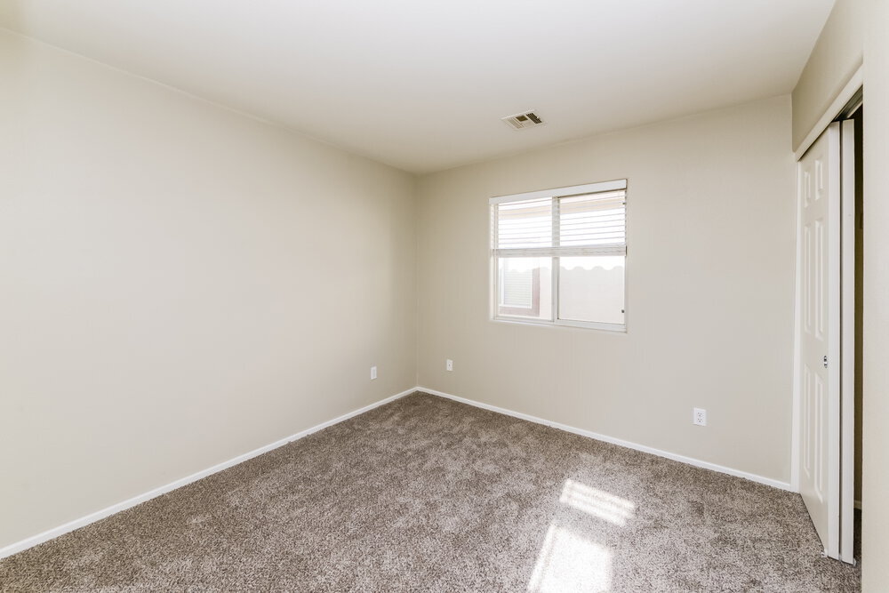 Building Photo - 3520 Terraza Mar Ave