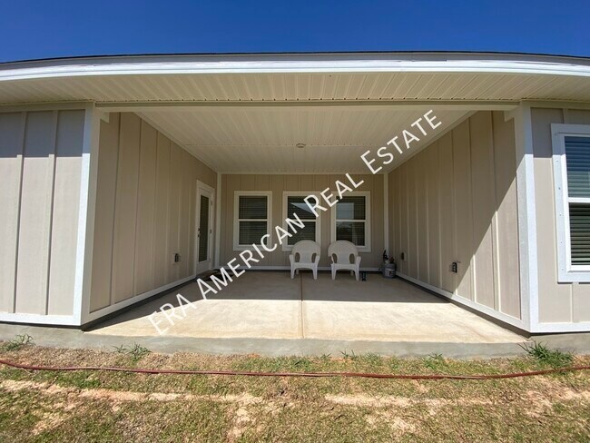 Building Photo - 3398 Southwind Dr