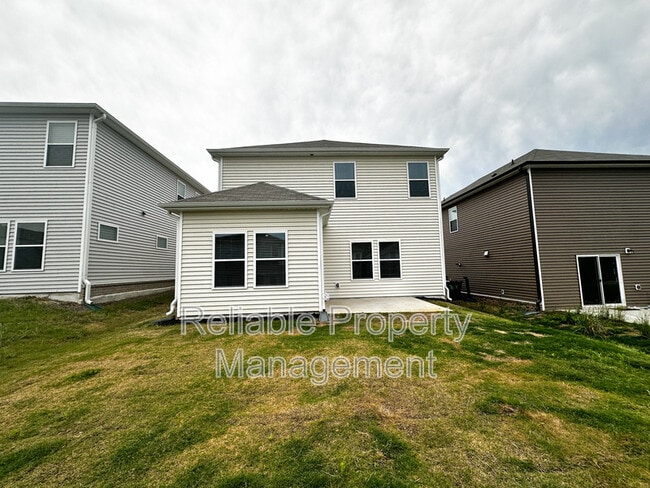 Building Photo - 121 Rushmore Ave