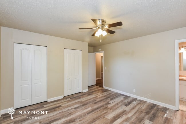 Building Photo - 2604 Pentolope Dr SE