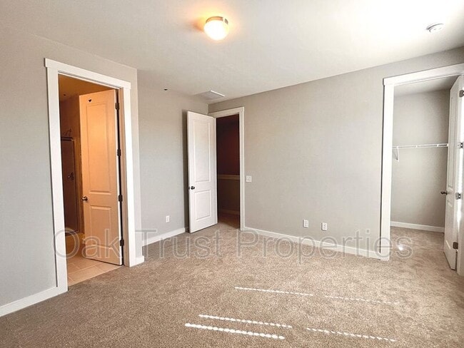 Building Photo - 117 Summer Tanager Dr