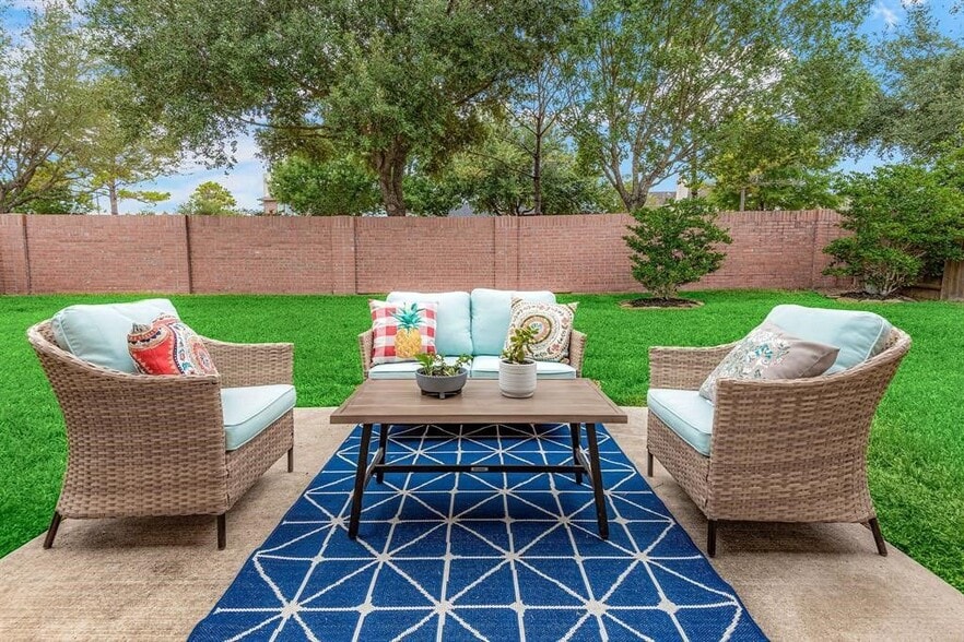 Building Photo - 2710 Golden Creek Ln