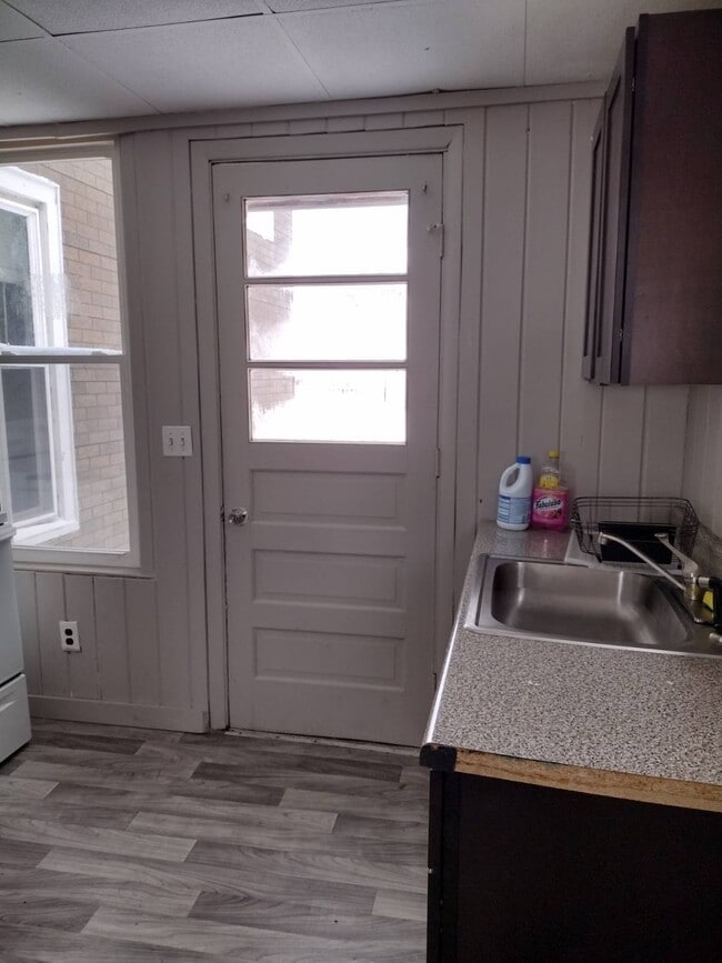 Building Photo - 1124 Lenox Ave