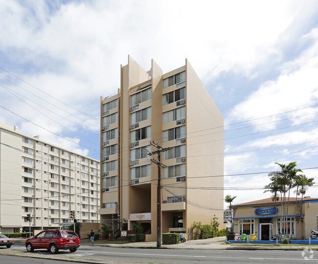 Primary Photo - Kalakaua Plaza