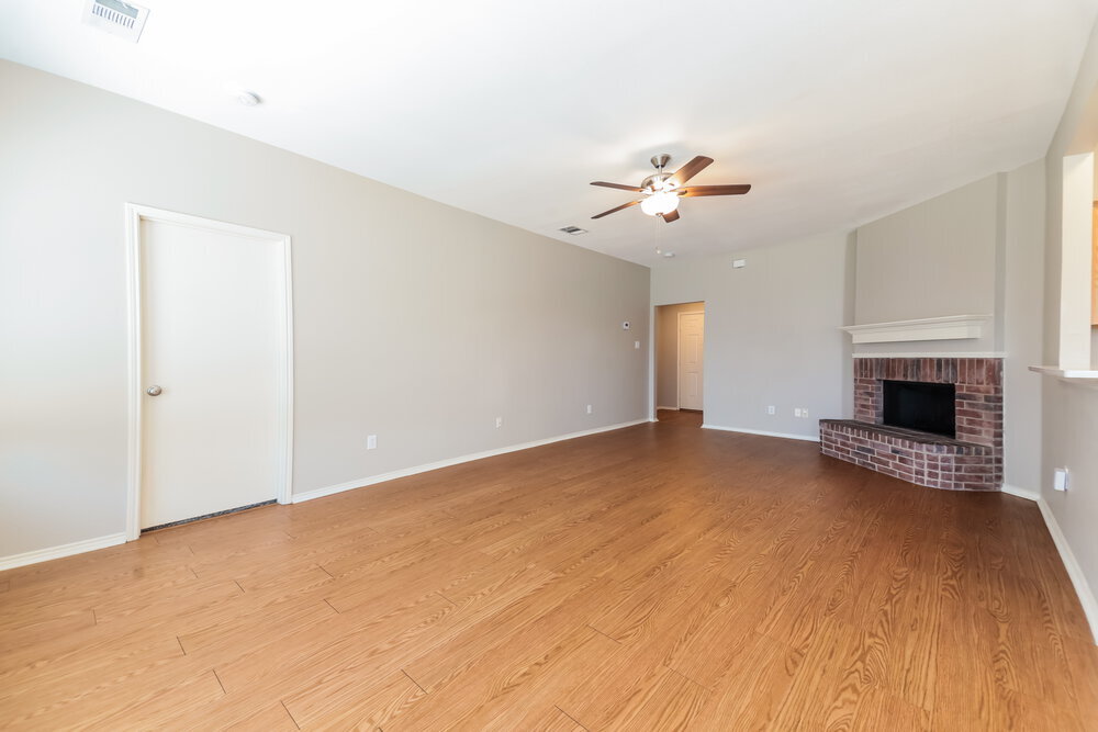 Building Photo - 420 Fireside Pl