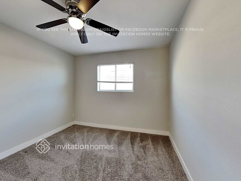 Building Photo - 2136 E Broadmor Dr