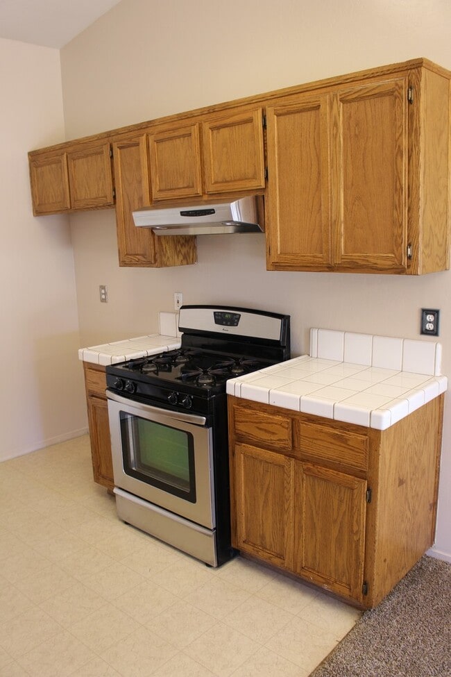 Building Photo - 1327 Clipper Hills Dr