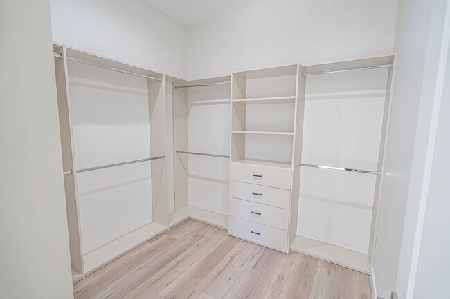 Building Photo - Brand New Construction 3-Bedroom Home for Rent in Canyon Country