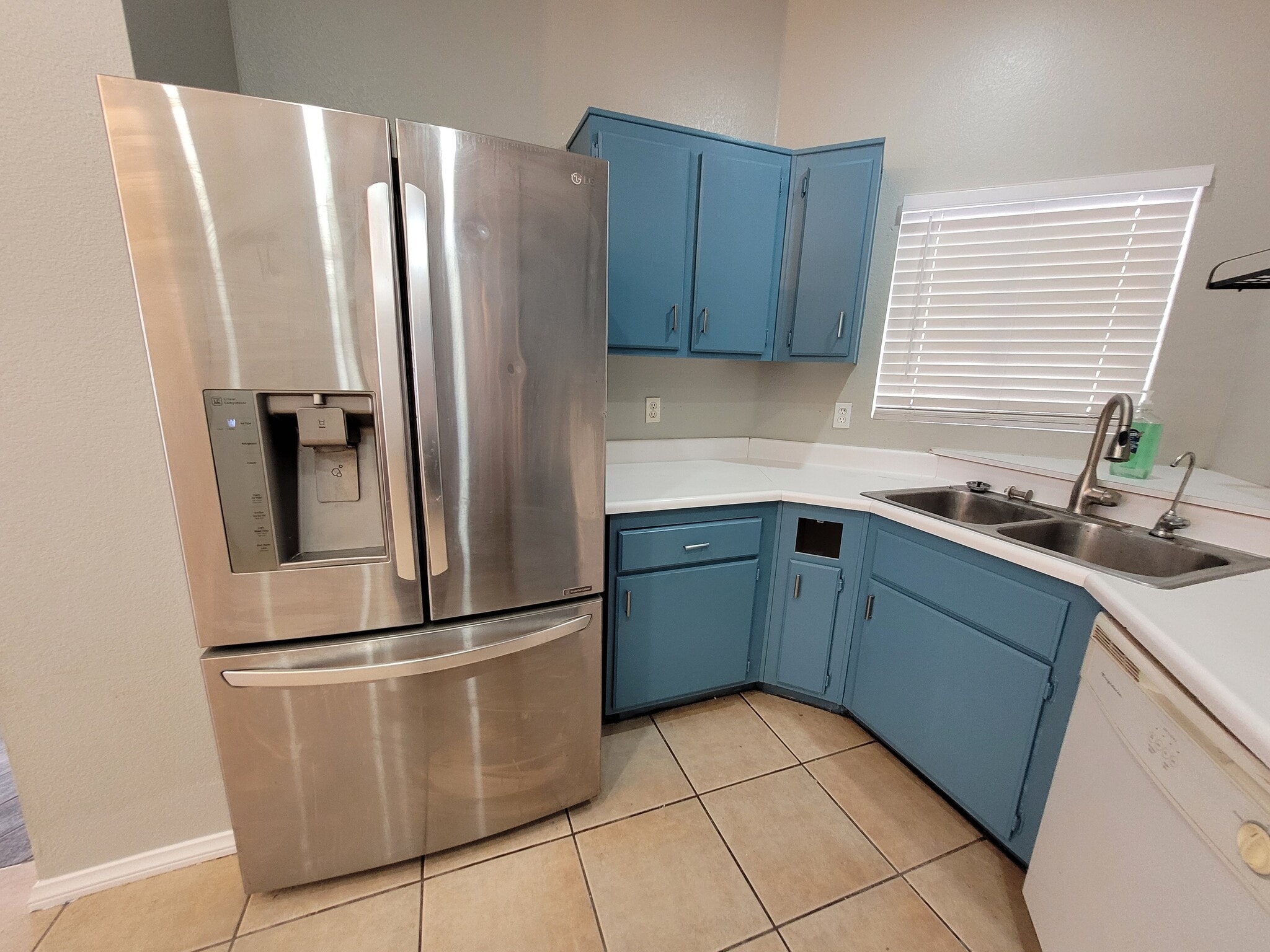 Building Photo - 5104 Crystal Breeze Ln