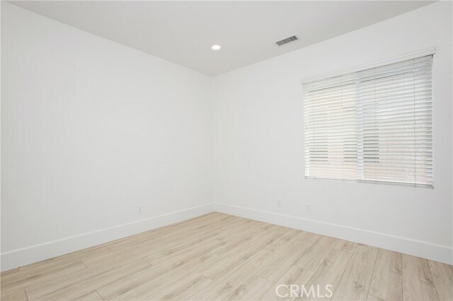 Building Photo - 12 Douglass Dr