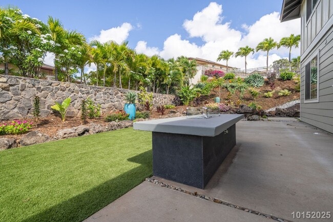 Building Photo - Available now!  Beautifully upgraded 4-bdr...