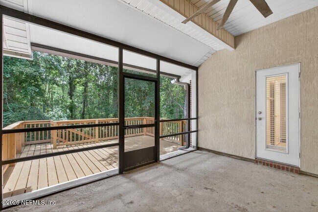 Building Photo - 1634 Majestic View Ln