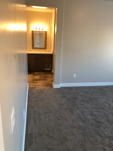 Building Photo - 3378 E Crimson Ridge Dr