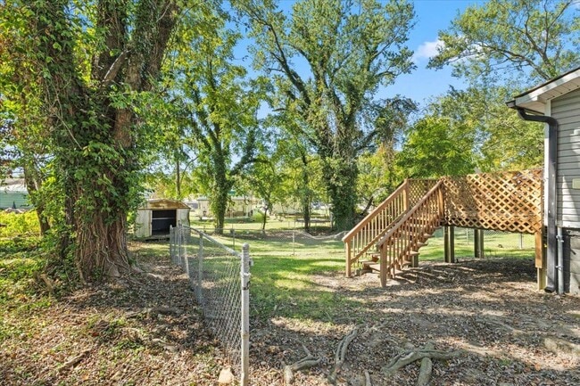 Building Photo - 1308 Columbia Rd