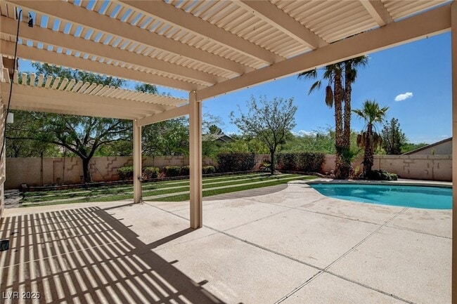 Building Photo - 10587 Sunwind Ave