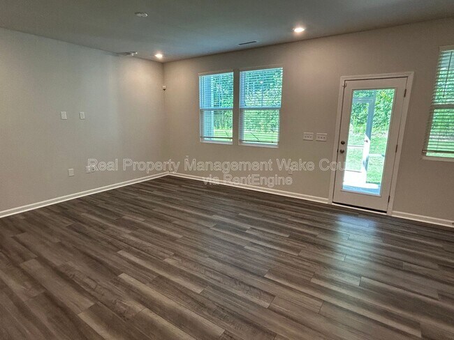 Building Photo - 1605 Emory Rdg Wy