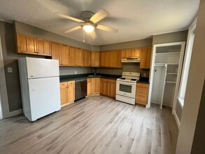 Building Photo - Modern 3-Bedroom Apartment in the Heart of Conshohocken | $2,400/Month