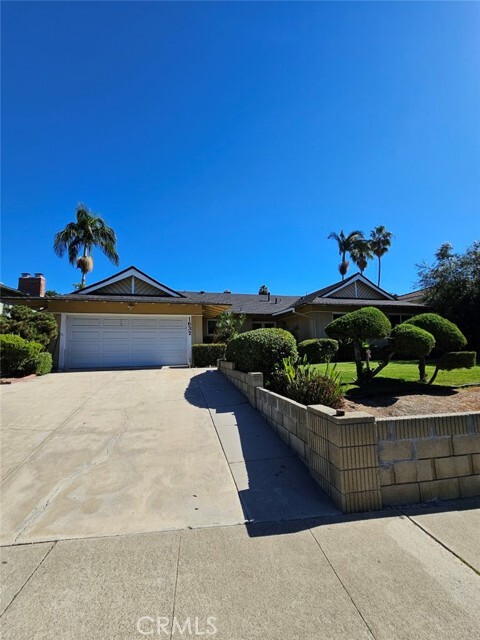 Building Photo - 1632 Canyon Dr