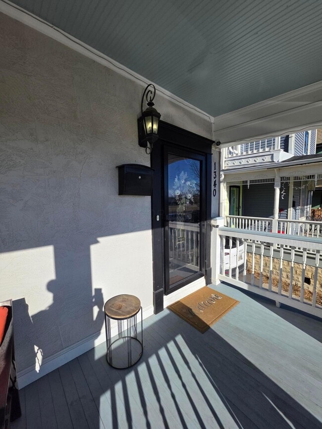 Building Photo - 1340 Oak St