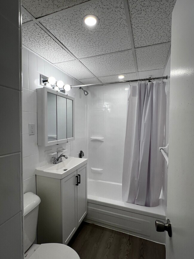 Building Photo - 216 South Street Residences