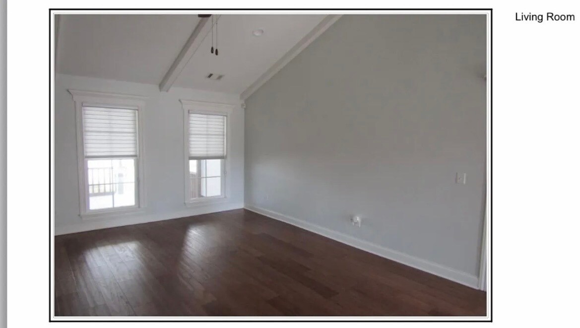 Living Room/Den - 644 Osprey Cir