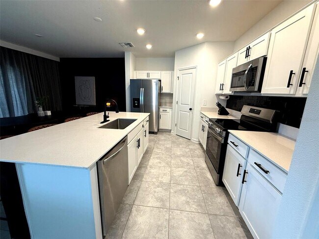 Building Photo - 340 Kayden Cv