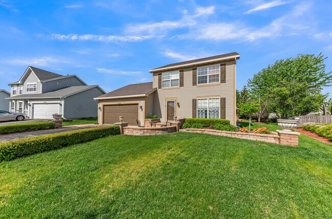 Building Photo - 2062 Kathleen Cir