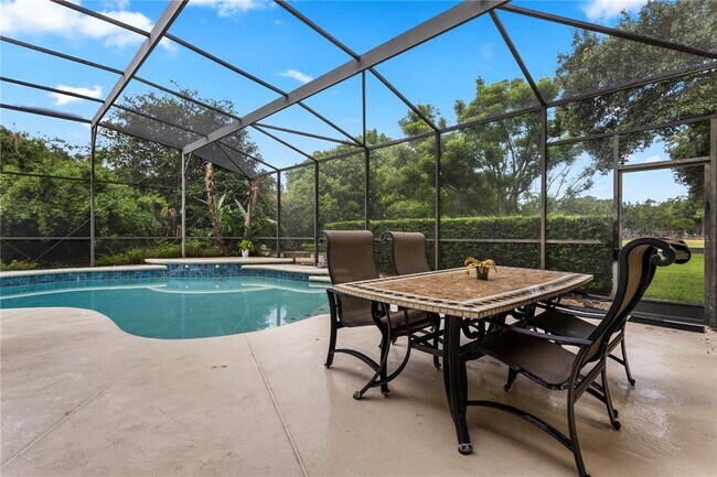 Building Photo - 1393 Stanfield Cove