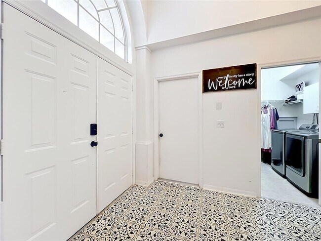 Building Photo - 2125 Emerald Green Cir