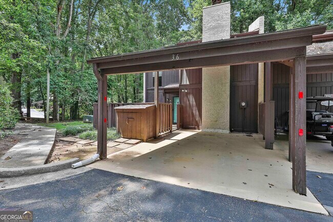 Primary Photo - 36 Cobblestone Creek