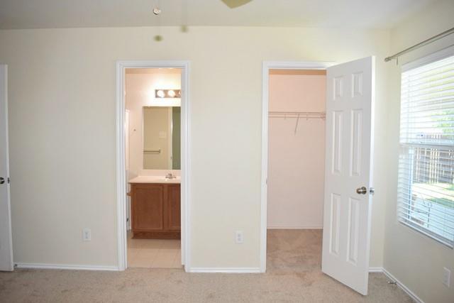Building Photo - 12749 Pricklybranch Dr