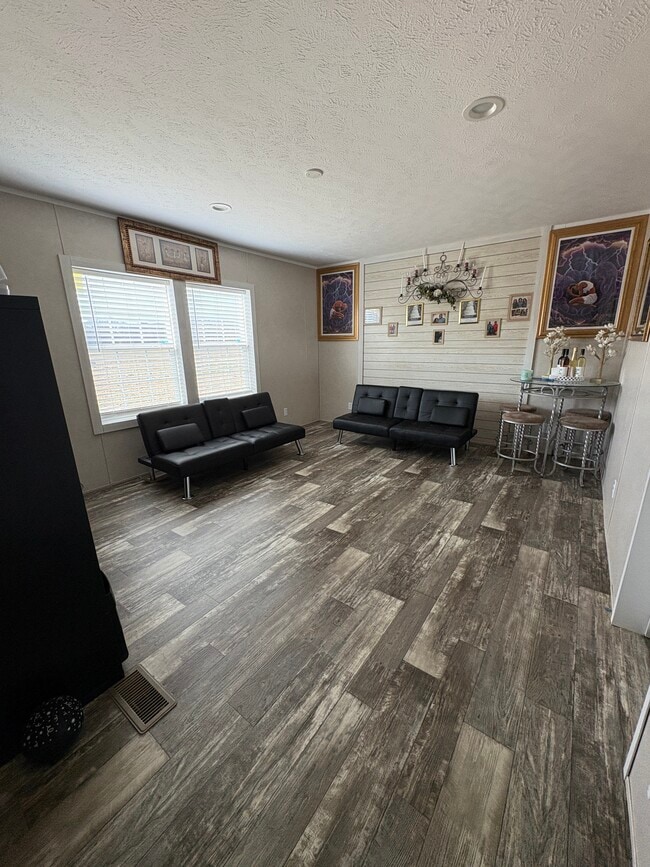 Building Photo - 8236 Camden Rd