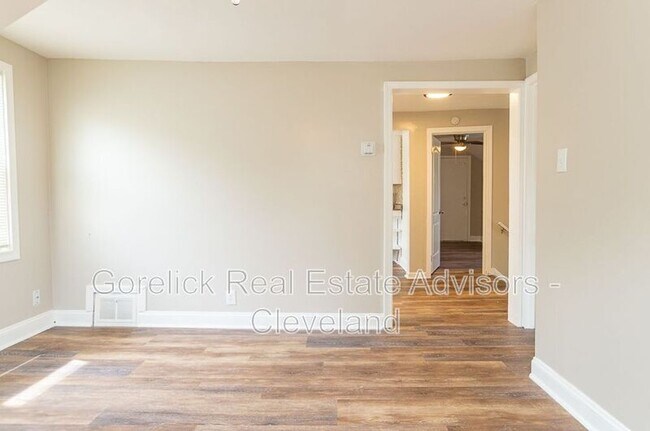 Building Photo - 1340 Sheffield Rd