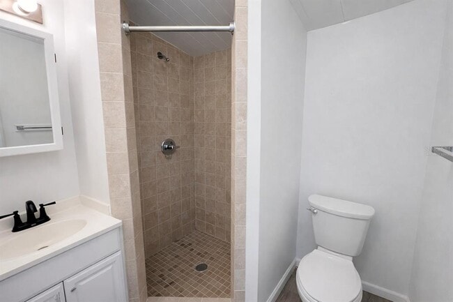 Building Photo - 6000 Dr M.L.K. Jr St N