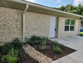 Building Photo - 1503 Braes Ridge Dr