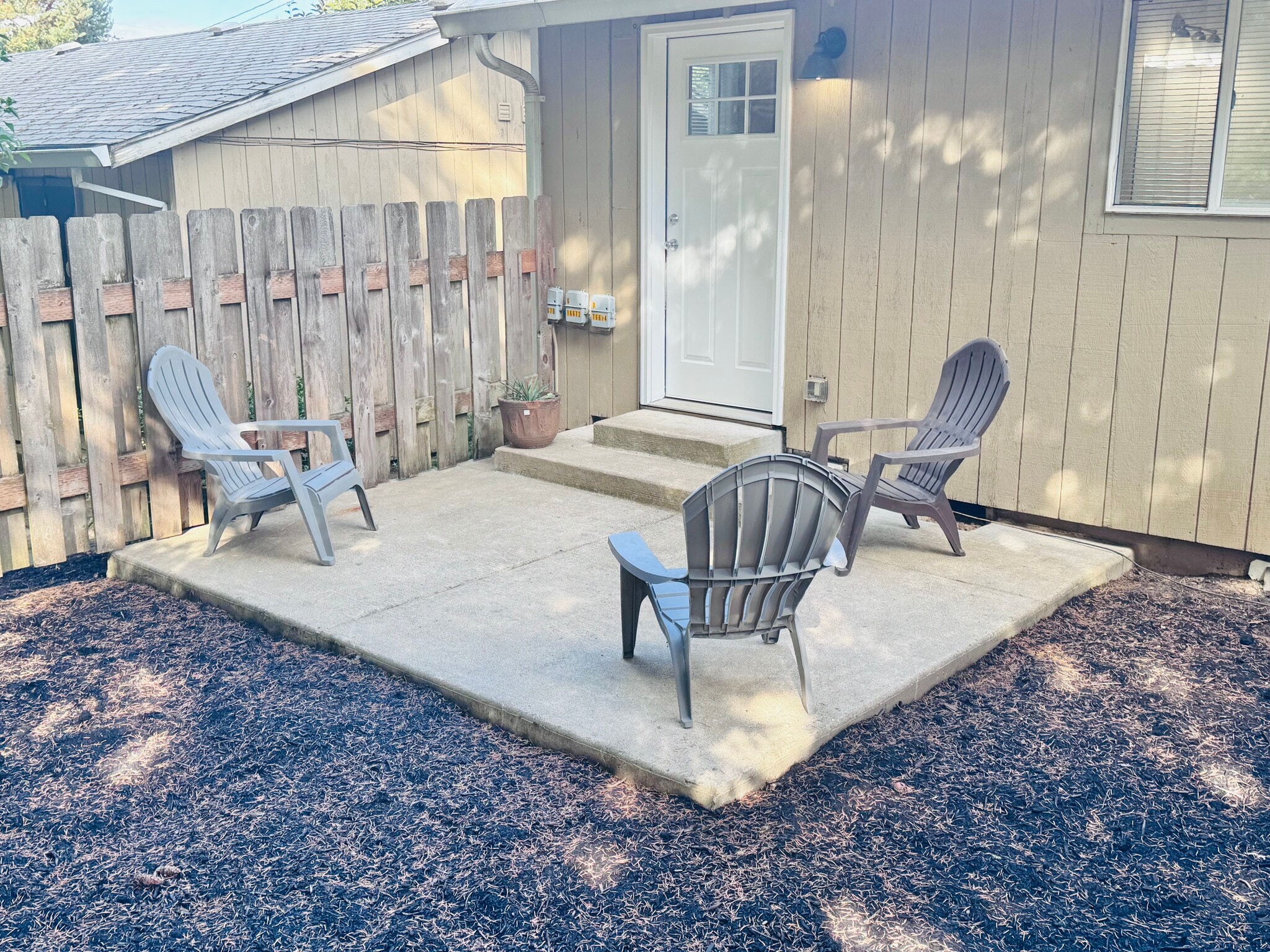 Building Photo - 16670 S Carus Rd