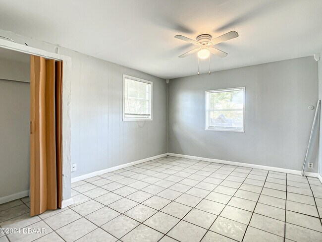 Building Photo - 152 Ponce De Leon Dr