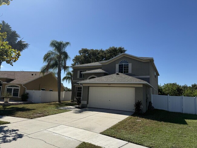 Building Photo - Beautifully remodeled 6 bedroom - 3 bath home in Summerfield Village