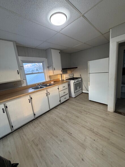 Building Photo - 134 Pearl St