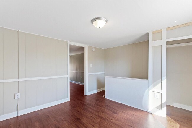 Building Photo - Charming 3 Bed, 1.5 Bath Home in York Pa!