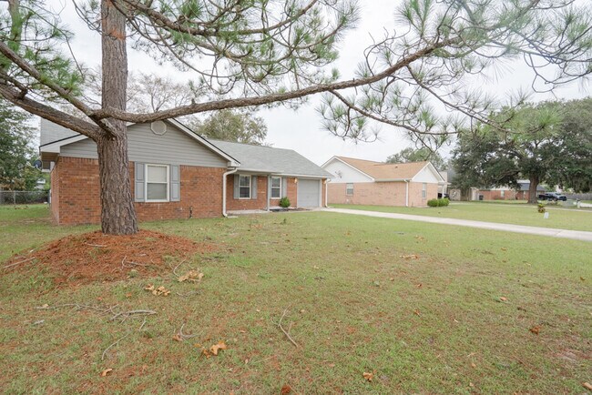 Building Photo - 1442 Harrier Hollow