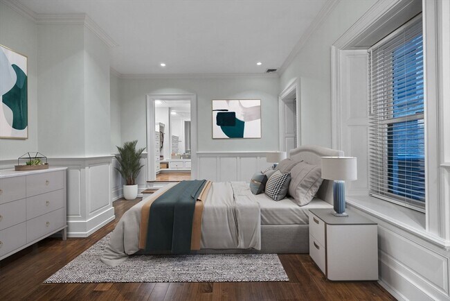 Building Photo - 8 Garrison St