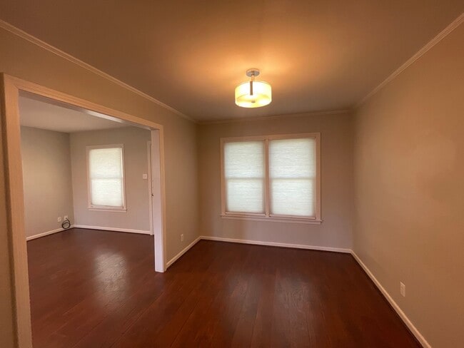 Building Photo - Beautiful 2 Bed / 1 Bath Home – Prime Location