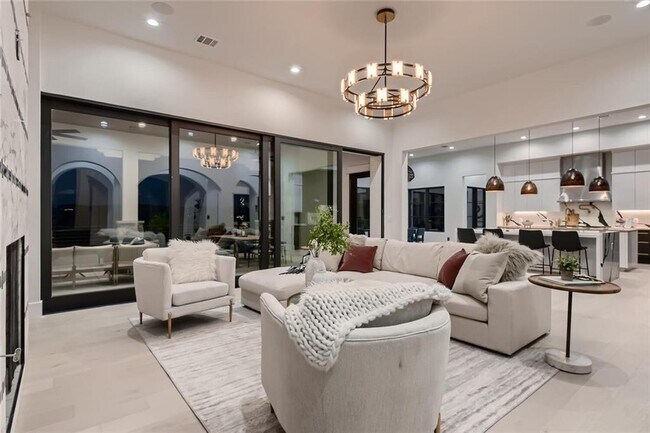 Building Photo - 6008 Lantern View Dr