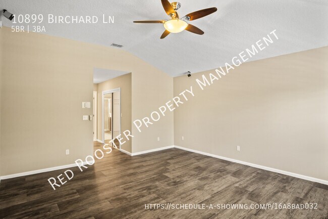 Building Photo - 10899 Birchard Ln