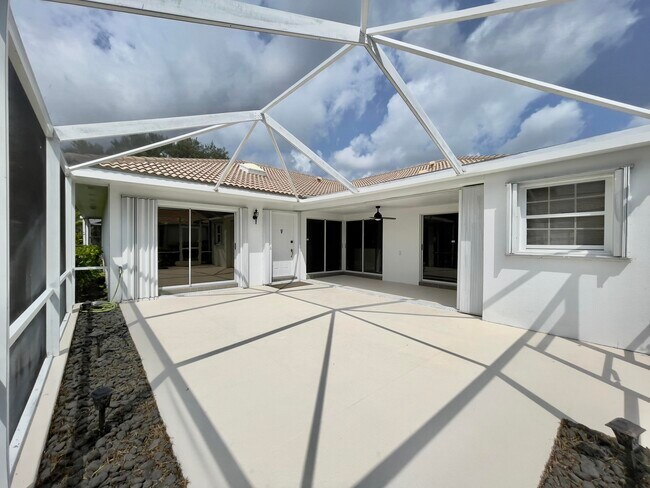 Building Photo - 6503 Geminata Oak Ct